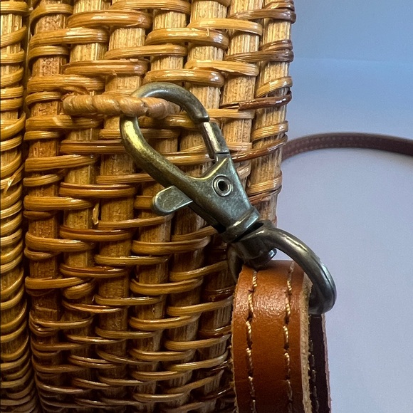Boho Rattan Woven Circle Round Crossbody Handbag Cottagecore Summer Beach - Picture 5 of 12